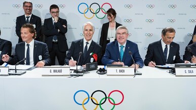 134th IOC Session, Lausanne, 2019 - Announcement of the host city for the Winter Olympic Games. Press conference. In the middle, Giovanni MALAGO, IOC Member (ITA) and Thomas BACH, IOC President with the Milano-Cortina committee.