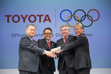 Sponsors Toyota