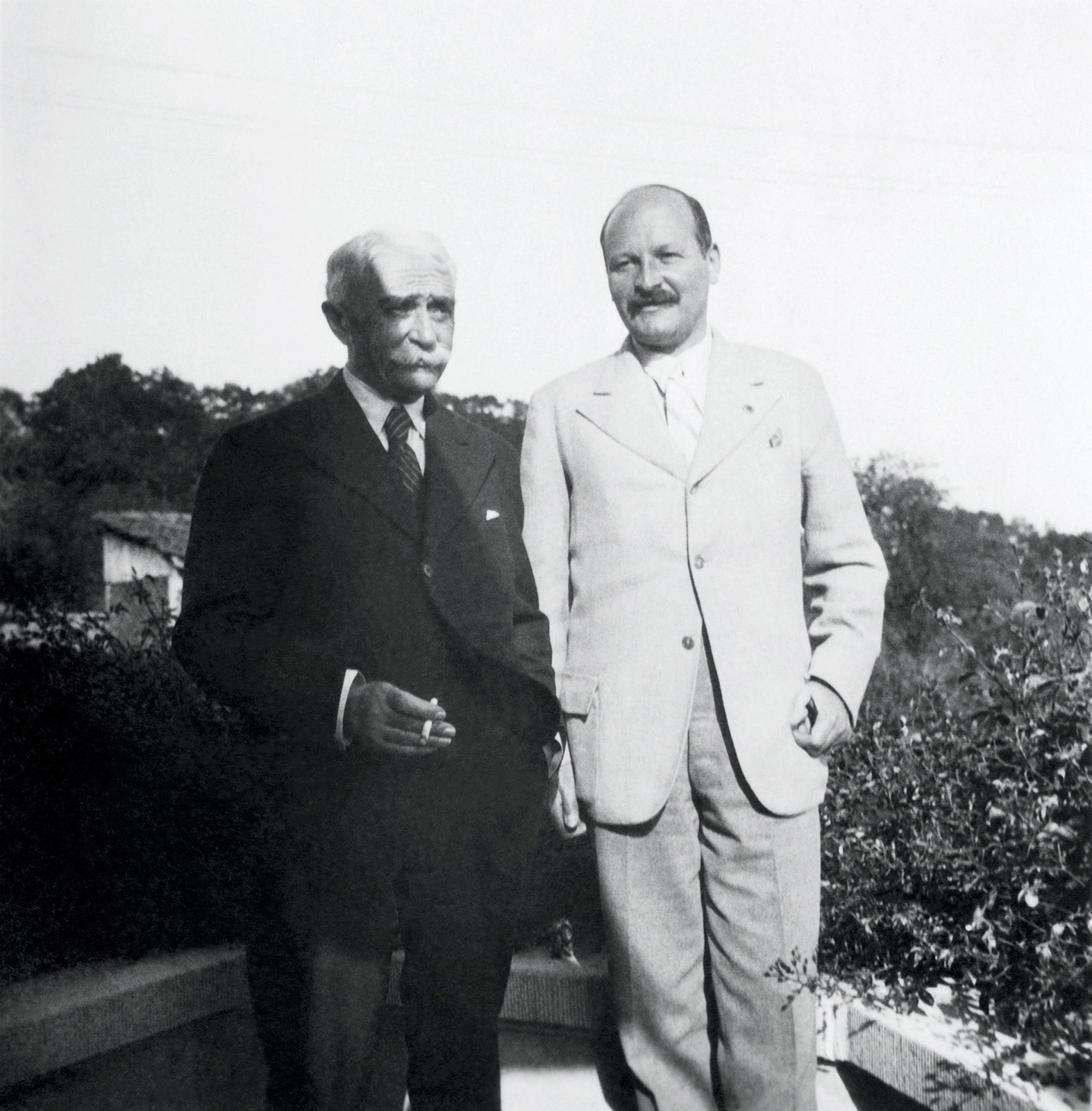  Baron Pierre de COUBERTIN and Thedor SCHMIDT, President of the National Olympic Committee of Austria (AUT).