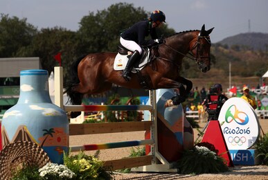 Equestrian Jumping - Team Mixed